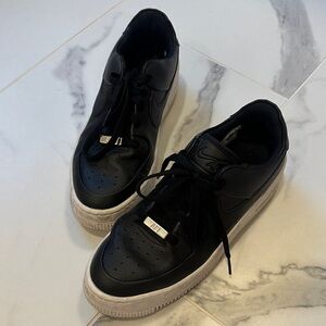 Women’s Nike Air Force Ones - 7.5